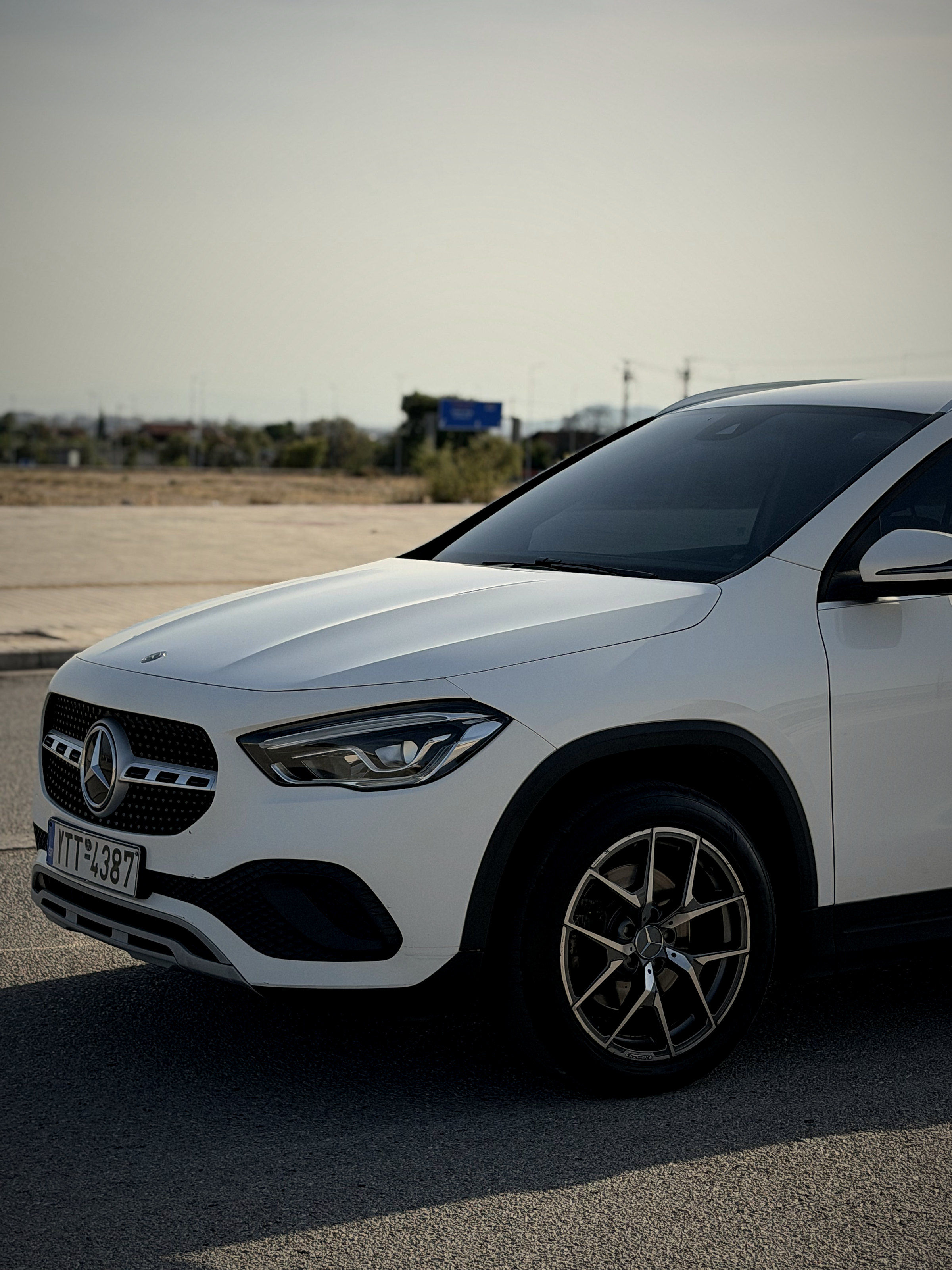 Mercedes-Benz GLA 200 λευκή